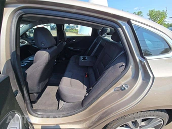 2023 Chevrolet Malibu LT 1LT – miniatura 10
