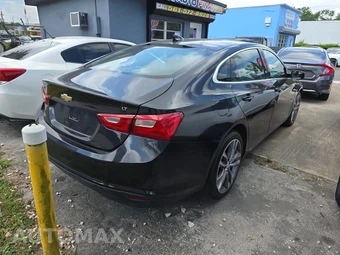 2023 Chevrolet Malibu LT 1LT – miniatura 4