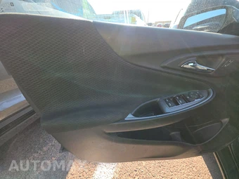 2023 Chevrolet Malibu LT 1LT – miniatura 9