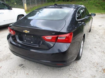 2023 Chevrolet Malibu LT 1LT – miniatura 15
