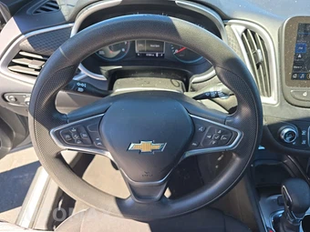 2023 Chevrolet Malibu LT 1LT – miniatura 10
