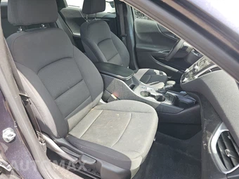 2023 Chevrolet Malibu LT 1LT – miniatura 8