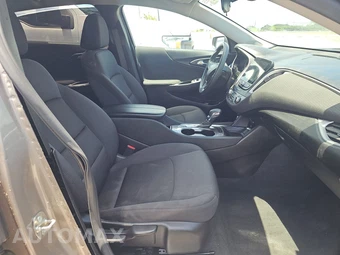 2023 Chevrolet Malibu LT 1LT – miniatura 8