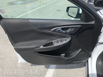 2023 Chevrolet Malibu LT 1LT - miniatura 9