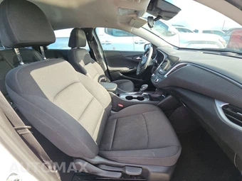 2023 Chevrolet Malibu LT 1LT – miniatura 8