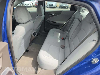 2023 Chevrolet Malibu LT 1LT – miniatura 13