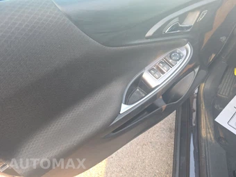 2023 Chevrolet Malibu LT 1LT – miniatura 9