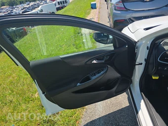 2023 Chevrolet Malibu LT 1LT – miniatura 9