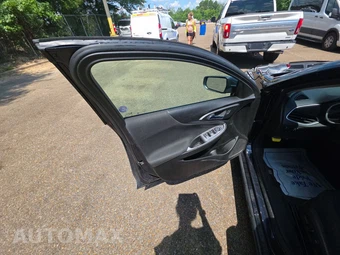 2023 Chevrolet Malibu LT 1LT – miniatura 9