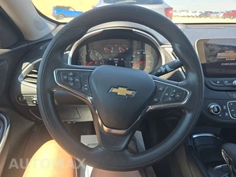 2023 Chevrolet Malibu LT 1LT – miniatura 10