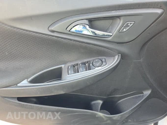 2023 Chevrolet Malibu LT 1LT – miniatura 9