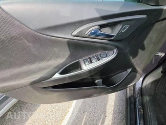 2023 Chevrolet Malibu LT 1LT – miniatura 9