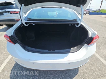 2023 Chevrolet Malibu LT 1LT – miniatura 16