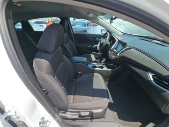 2023 Chevrolet Malibu LT 1LT – miniatura 8