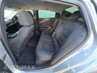 2023 Chevrolet Malibu LT 1LT – miniatura 10