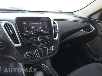 2023 Chevrolet Malibu LT 1LT – miniatura 8