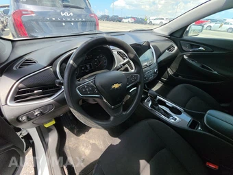2023 Chevrolet Malibu LT 1LT – miniatura 10