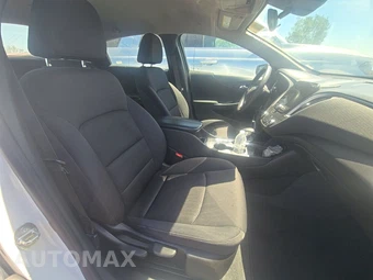 2023 Chevrolet Malibu LT 1LT – miniatura 8