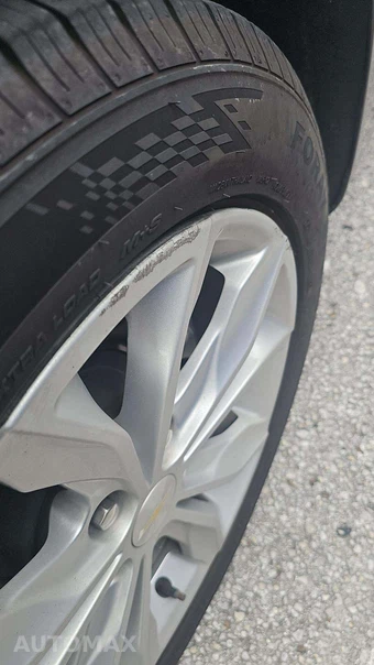 2023 Chevrolet Malibu LT 1LT – miniatura 30