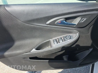 2023 Chevrolet Malibu LT 1LT – miniatura 9
