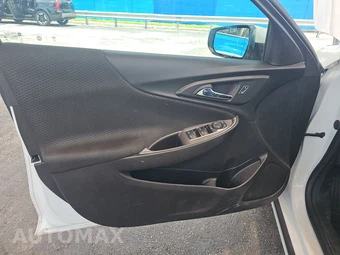 2023 Chevrolet Malibu LT 1LT – miniatura 9