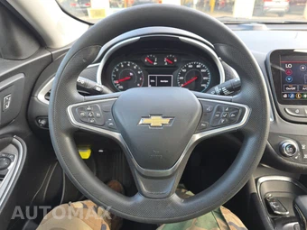 2023 Chevrolet Malibu LT 1LT – miniatura 10