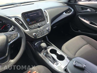 2023 Chevrolet Malibu LT 1LT – miniatura 10