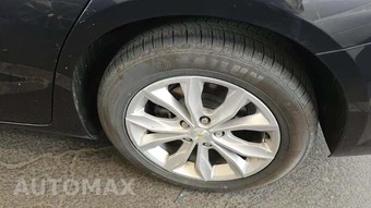 2023 Chevrolet Malibu LT 1LT – miniatura 31