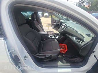 2023 Chevrolet Malibu RS 1SP – miniatura 15