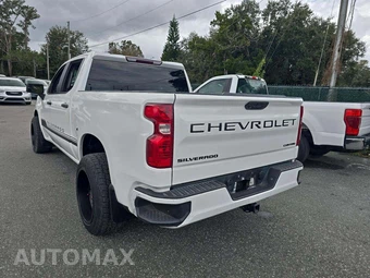 2023 Chevrolet Silverado 1500 Custom Crew Cab Short Bed 1CX - miniatura 2