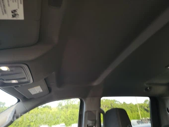 2023 Chevrolet Silverado 1500 Custom Crew Cab Short Bed 1CX - miniatura 17