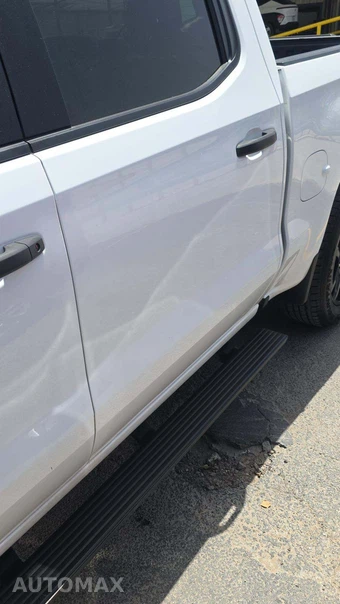 2023 Chevrolet Silverado 1500 Custom Crew Cab Short Bed 1CX - miniatura 23