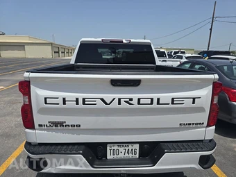 2023 Chevrolet Silverado 1500 Custom Crew Cab Short Bed 1CX - miniatura 5