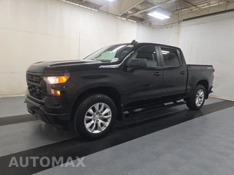 2023 Chevrolet Silverado 1500 Custom Crew Cab Short Bed 1CX