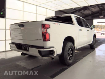 2023 Chevrolet Silverado 1500 Custom Crew Cab Short Bed 1CX - miniatura 4