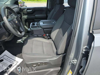 2023 Chevrolet Silverado 1500 Custom Crew Cab Short Bed 1CX – miniatura 6