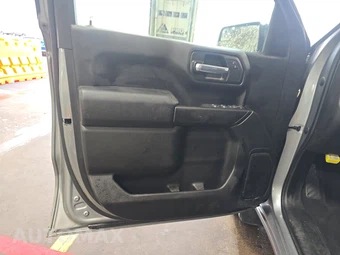 2023 Chevrolet Silverado 1500 Custom Crew Cab Short Bed 1CX - miniatura 9