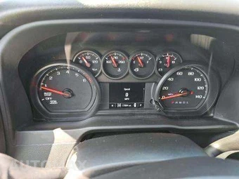 2023 Chevrolet Silverado 1500 Custom Crew Cab Short Bed 1CX - miniatura 9
