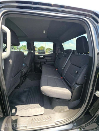 2023 Chevrolet Silverado 1500 Custom Crew Cab Short Bed 1CX - miniatura 13