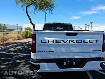 2023 Chevrolet Silverado 1500 Custom Crew Cab Short Bed 1CX - miniatura 5