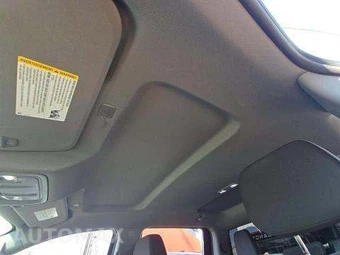 2023 Chevrolet Silverado 1500 Custom Crew Cab Short Bed 1CX - miniatura 11