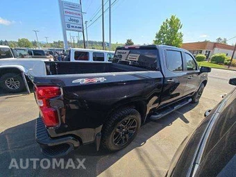 2023 Chevrolet Silverado 1500 Custom Crew Cab Short Bed 1CX - miniatura 3
