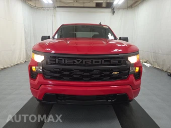 2023 Chevrolet Silverado 1500 Custom Crew Cab Short Bed 1CX - miniatura 2