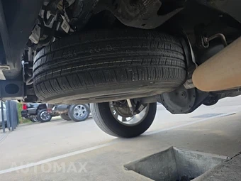 2023 Chevrolet Silverado 1500 Custom Crew Cab Short Bed 1CX - miniatura 14