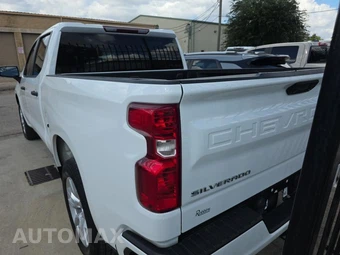 2023 Chevrolet Silverado 1500 Custom Crew Cab Short Bed 1CX - miniatura 5
