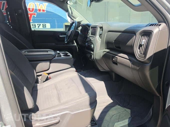2023 Chevrolet Silverado 1500 Custom Crew Cab Short Bed 1CX - miniatura 18