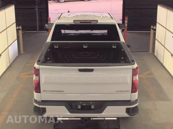 2023 Chevrolet Silverado 1500 Custom Crew Cab Short Bed 1CX - miniatura 5