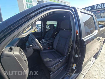 2023 Chevrolet Silverado 1500 Custom Crew Cab Short Bed 1CX - miniatura 3