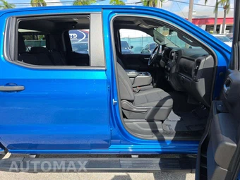 2023 Chevrolet Silverado 1500 Custom Crew Cab Short Bed 1CX - miniatura 15