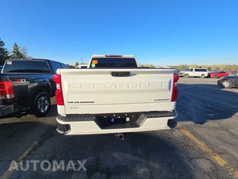 2023 Chevrolet Silverado 1500 Custom Crew Cab Short Bed 1CX - miniatura 5